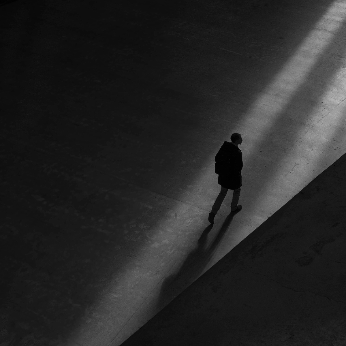 Proactive Stakeholder Communication in Times of Uncertainty 